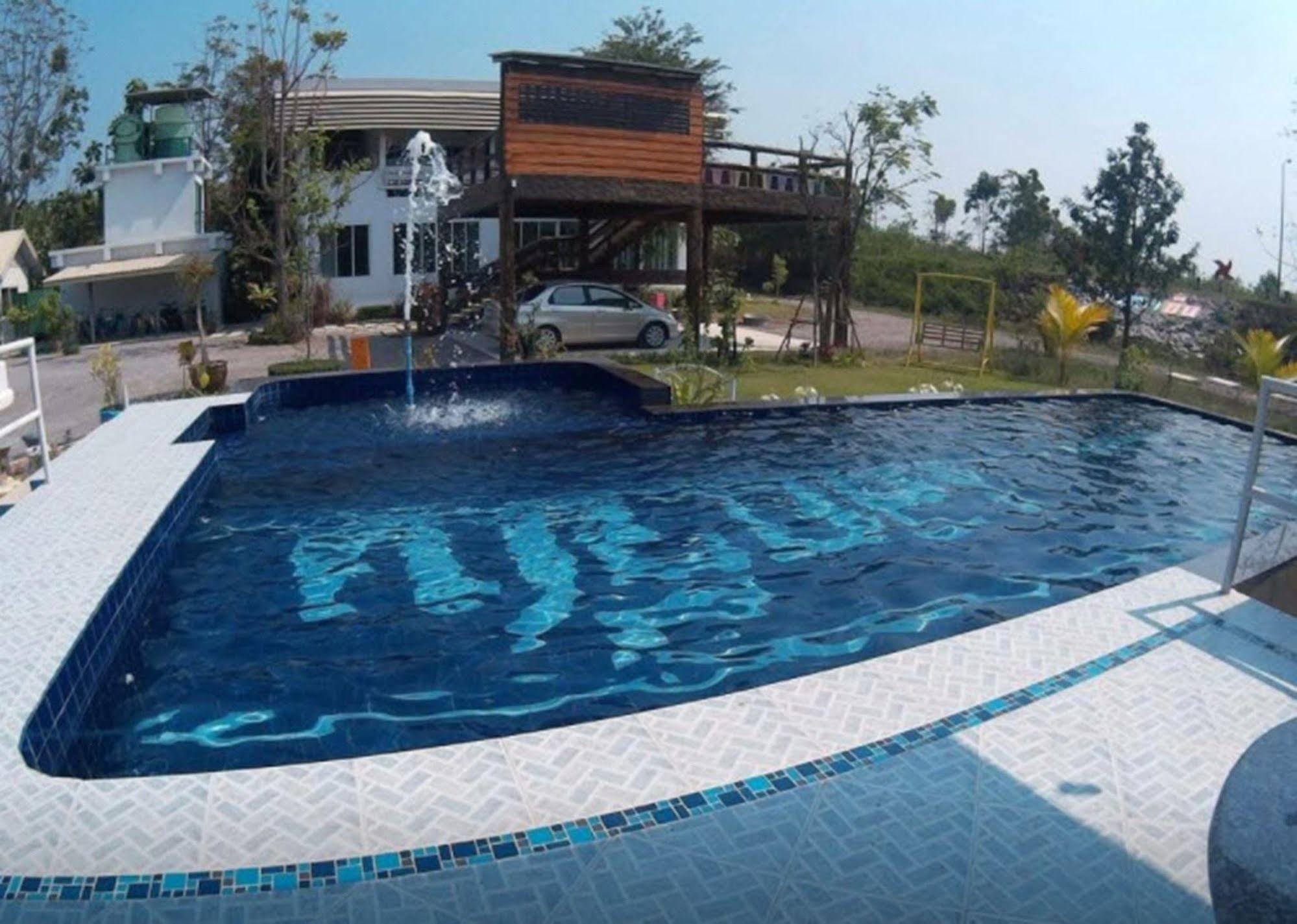 Lake Scene Resort Ratchaburi Ngoại thất bức ảnh